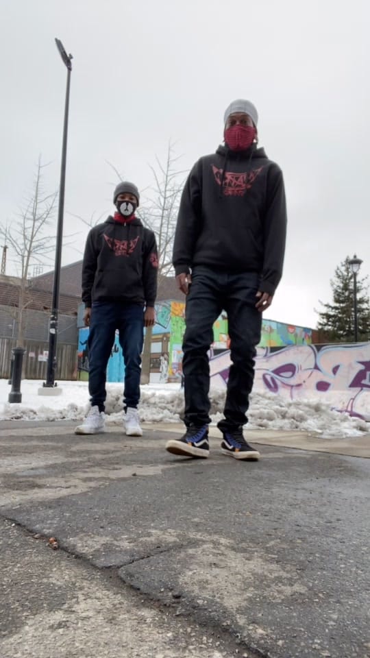 Post 10 by collikrome on TikTok (video)