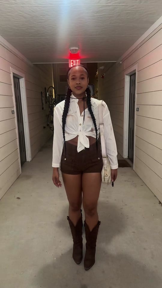 Post 4 by Asia🫶🏽 on TikTok (video)