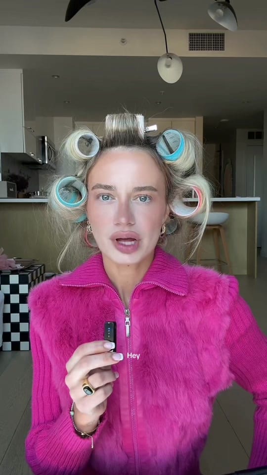 Post 1 by ꜱᴏɴʏᴀ ᴇꜱᴍᴀɴ on TikTok (video)