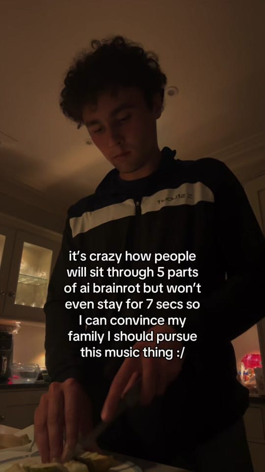 Post 6 by Sam Collens on TikTok (video)