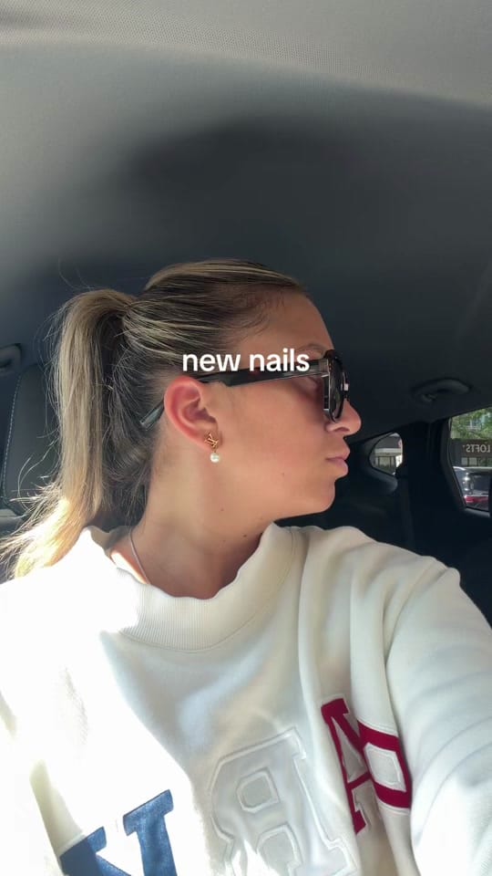 Post 7 by mollyyoungblood on TikTok (video)