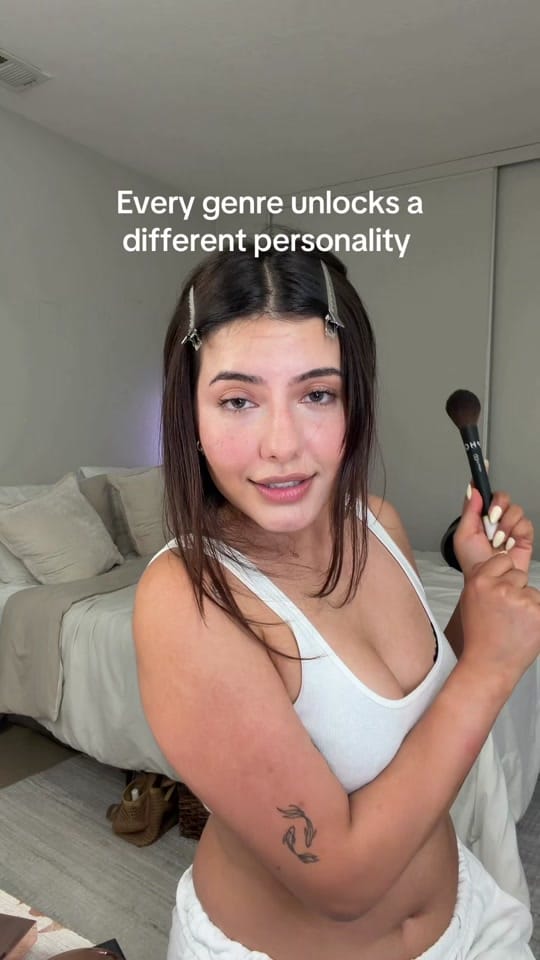Post 7 by Brenda Salas on TikTok (video)