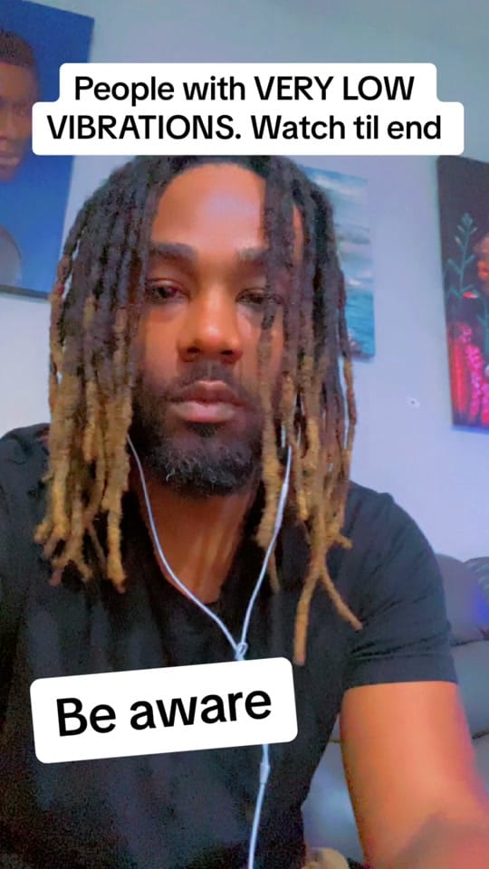 Post 10 by UncleNoNicheCC on TikTok (video)