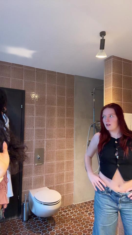 Post 4 by Nalini on TikTok (video)