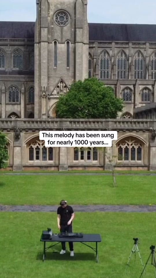 Post 1 by reductiomusic on TikTok (video)