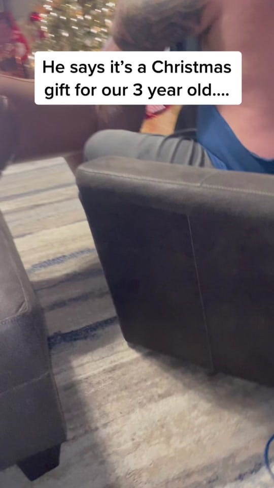 Post 10 by Samantha on TikTok (video)