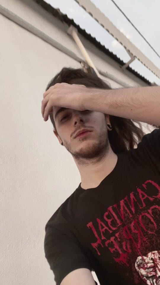 Post 1 by Alex on TikTok (video)
