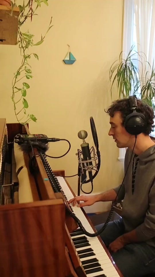 Post 1 by Gabriel on TikTok (video)