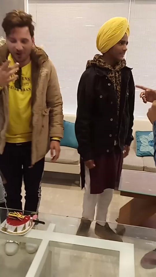 Post 10 by Bobby Bhullar on TikTok (video)