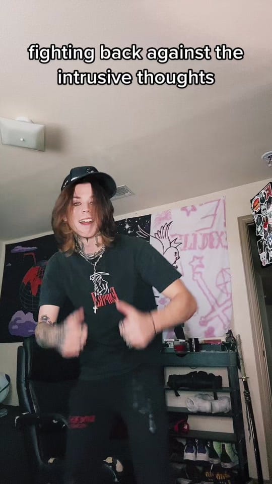 Post 7 by SINTHETIC on TikTok (video)