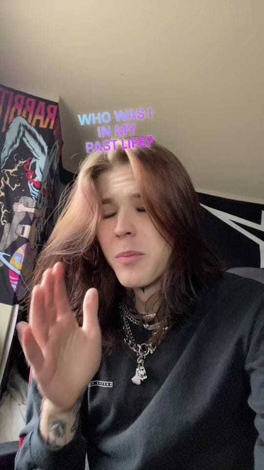 Post 9 by SINTHETIC on TikTok (video)