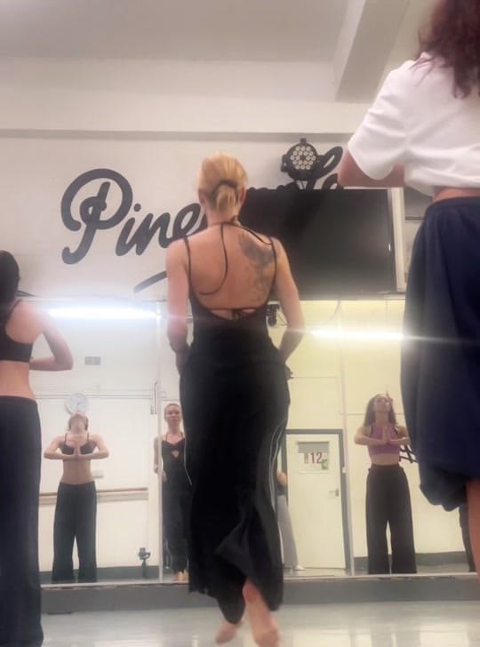 Post 5 by juliaboguslavets on TikTok (video)