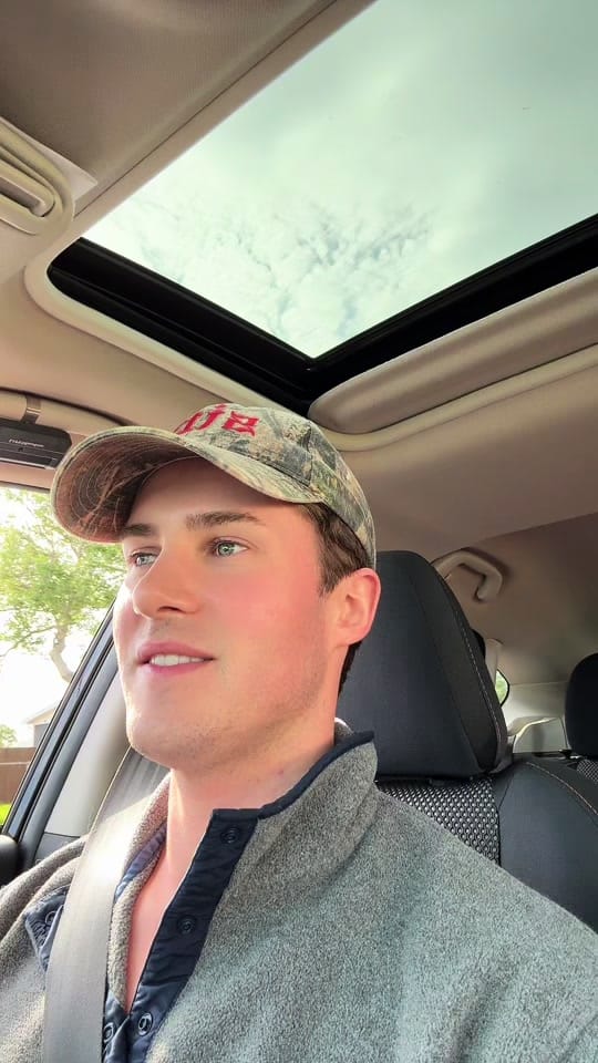 Post 8 by GREG VARDY on TikTok (video)