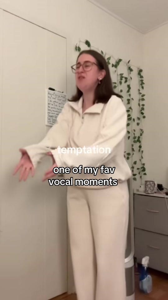Post 4 by Kenzie Elizabeth on TikTok (video)