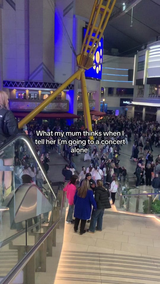 Post 10 by Swiftie’s diary on TikTok (video)