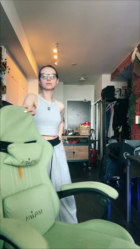 Post 4 by ValTheFantescapist on TikTok (video)