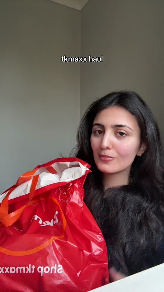 Post 7 by Raha on TikTok (video)