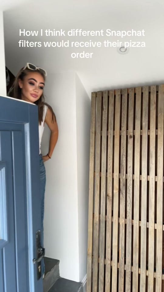 Post 9 by Nina on TikTok (video)