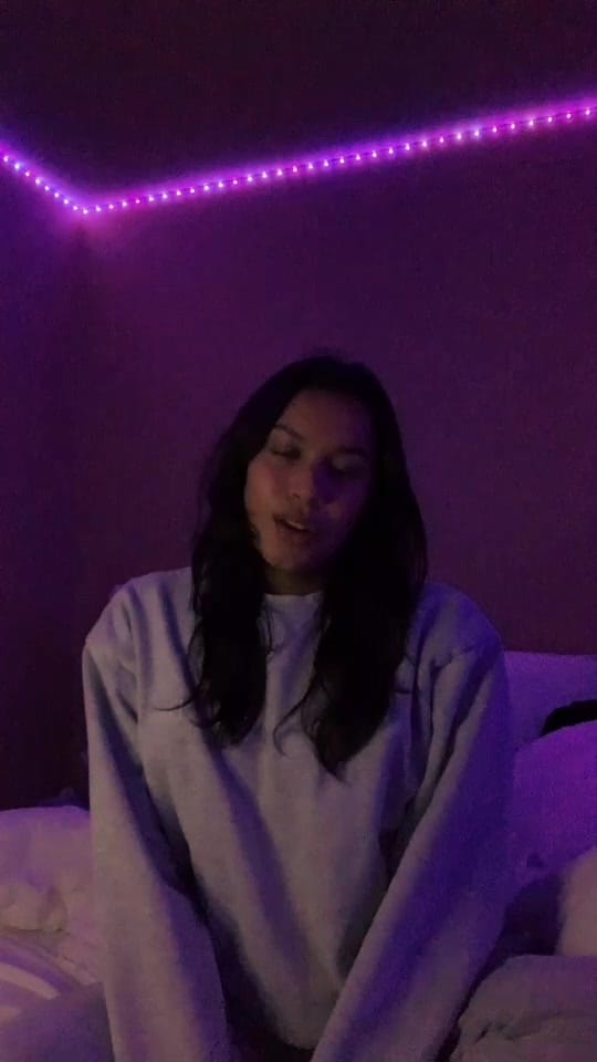 Post 10 by A Y V A on TikTok (video)