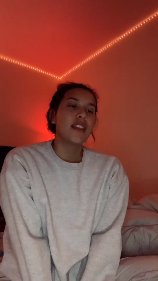 Post 6 by A Y V A on TikTok (video)