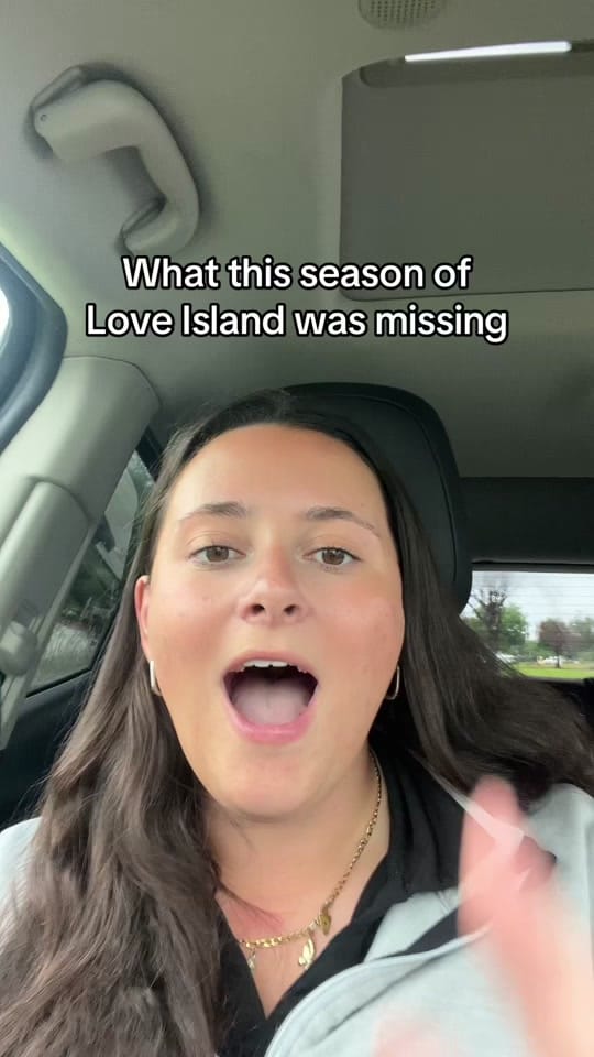 Post 1 by Claire Calabro on TikTok (video)