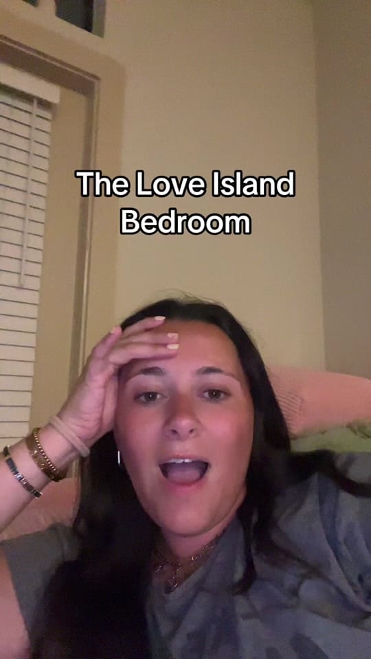 Post 7 by Claire Calabro on TikTok (video)