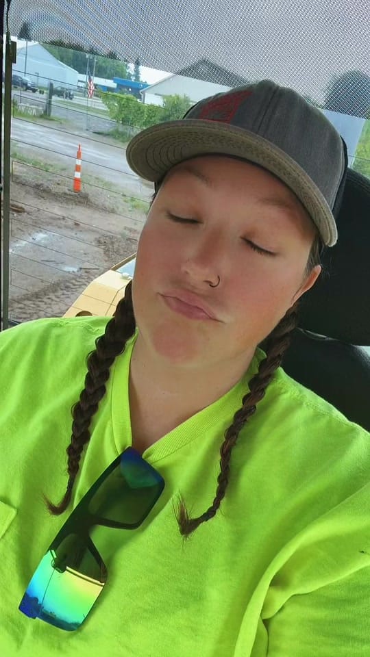 Post 4 by ThatBlueCollarGirl86 on TikTok (video)