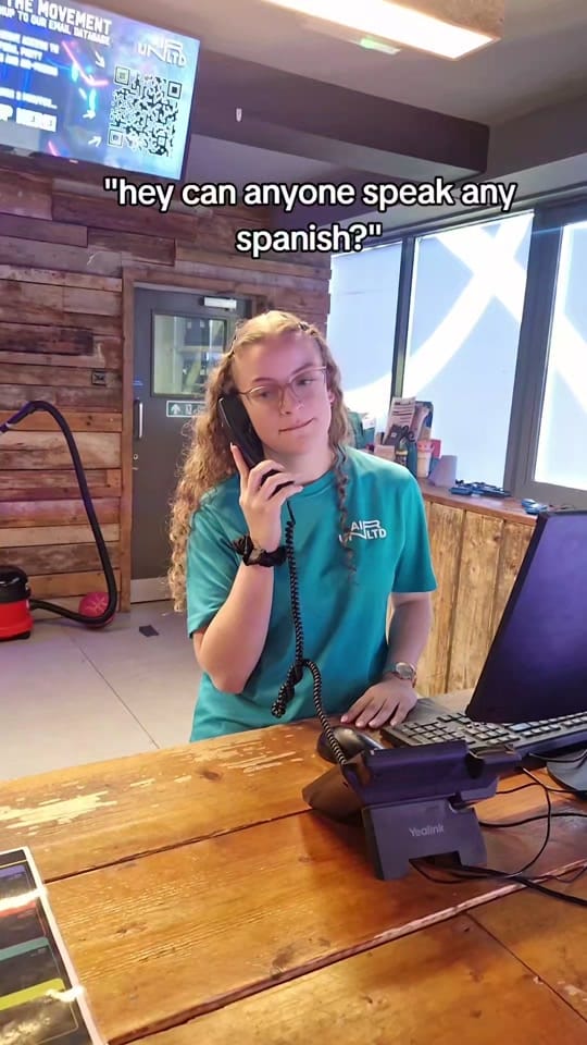 Post 1 by Air Unlimited on TikTok (video)