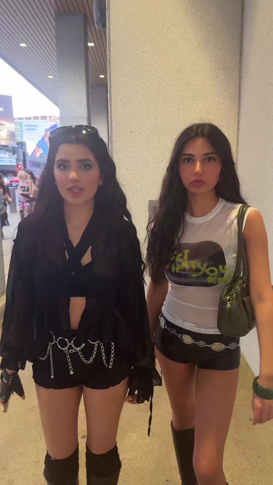 Post 9 by sav & paris on TikTok (video)