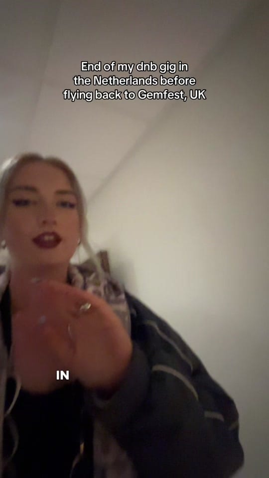 Post 2 by LICIA (lee-sha) on TikTok (video)