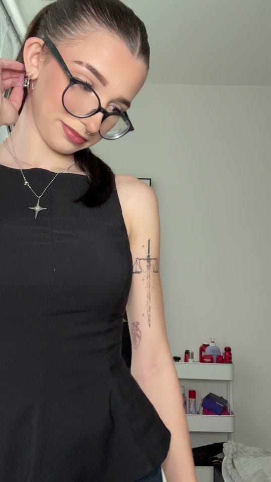 Post 10 by jolanka <3 on TikTok (video)