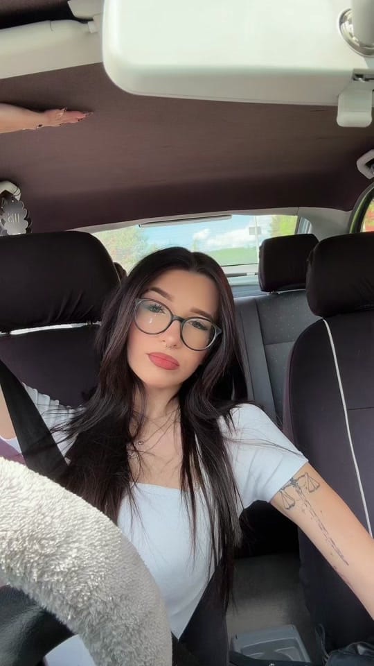 Post 6 by jolanka <3 on TikTok (video)