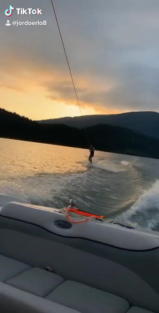 Post 2 by Jordoerlo on TikTok (video)