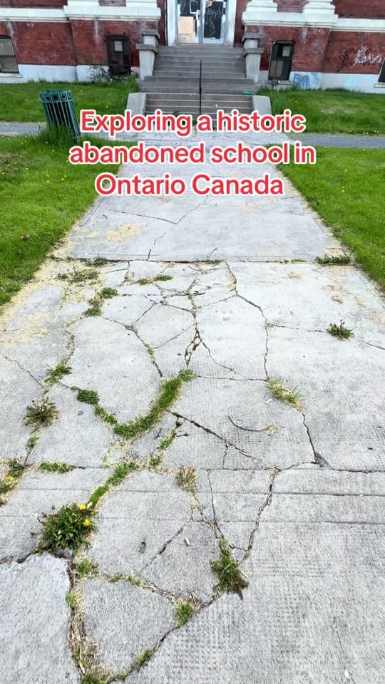 Post 3 by Urbex Ontario on TikTok (video)