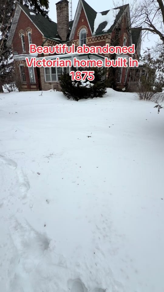 Post 5 by Urbex Ontario on TikTok (video)