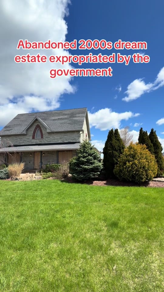 Post 7 by Urbex Ontario on TikTok (video)