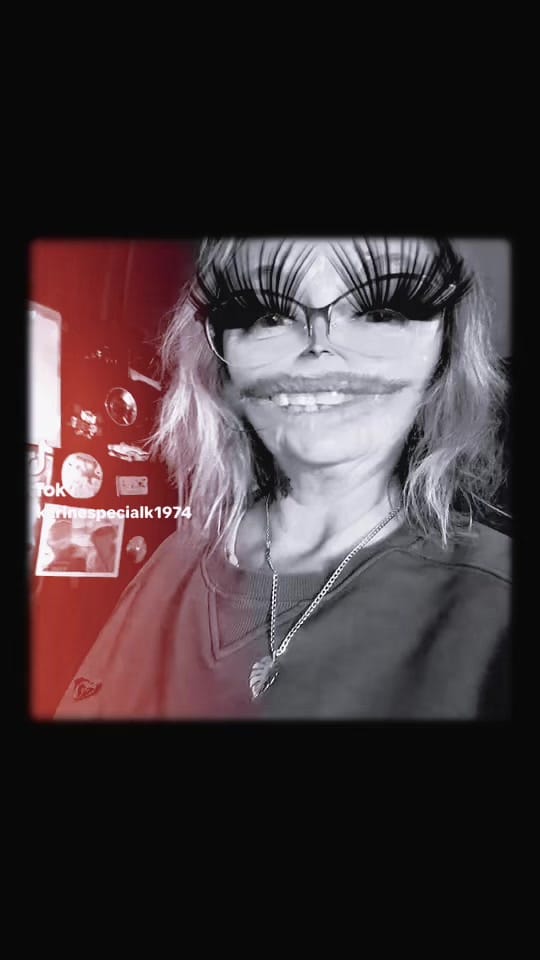 Post 6 by Karine Legendre on TikTok (video)