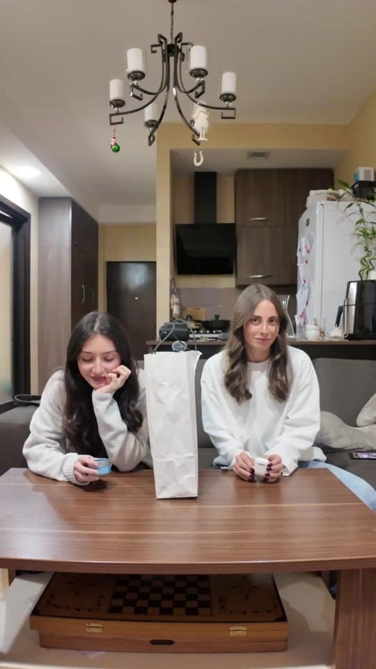 Post 5 by LIZY on TikTok (video)