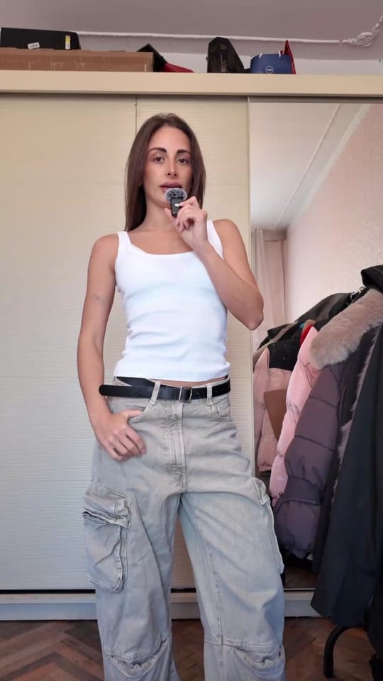 Post 10 by LIZY on TikTok (video)