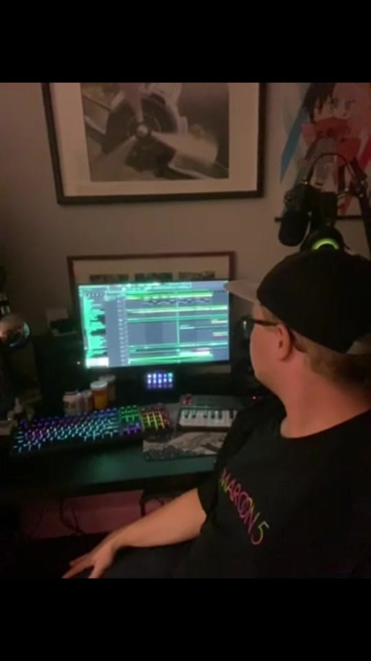 Post 1 by NØM4 on TikTok (video)