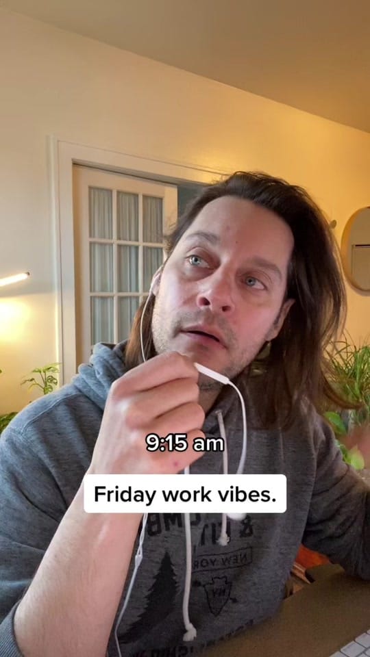 Post 10 by D A V I D on TikTok (video)