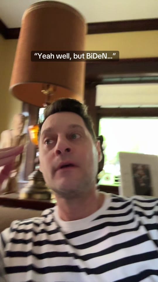 Post 2 by D A V I D on TikTok (video)