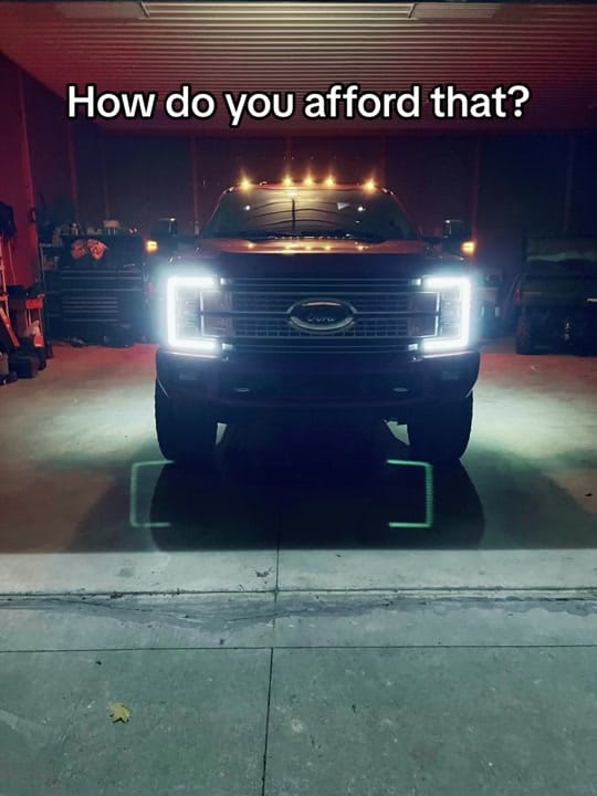 Post 4 by alexames01 on TikTok (video)