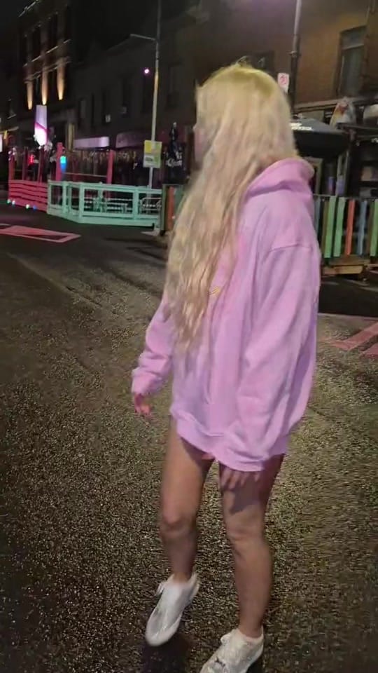 Post 1 by Vicki Valiant💗Twitch Streamer on TikTok (video)