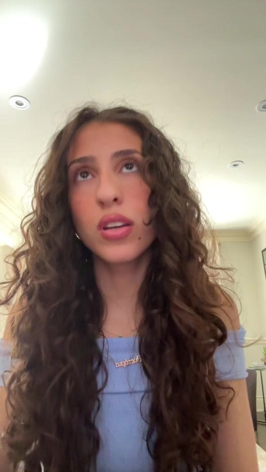 Post 2 by Victoria Dimeo on TikTok (video)