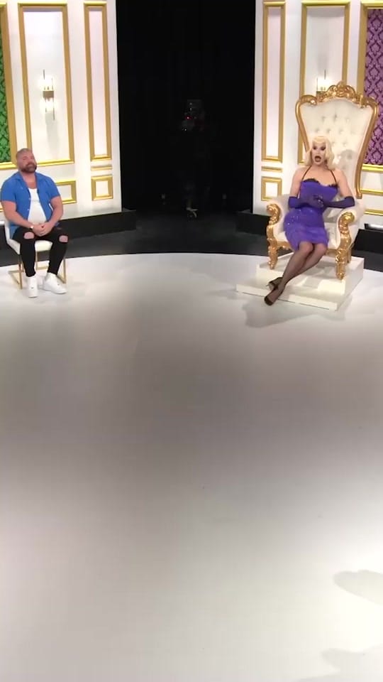 Post 8 by 1Queen5Queers on TikTok (video)