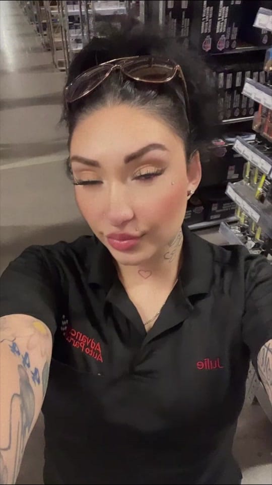 Post 8 by 🦋 Mami 🦋 on TikTok (video)