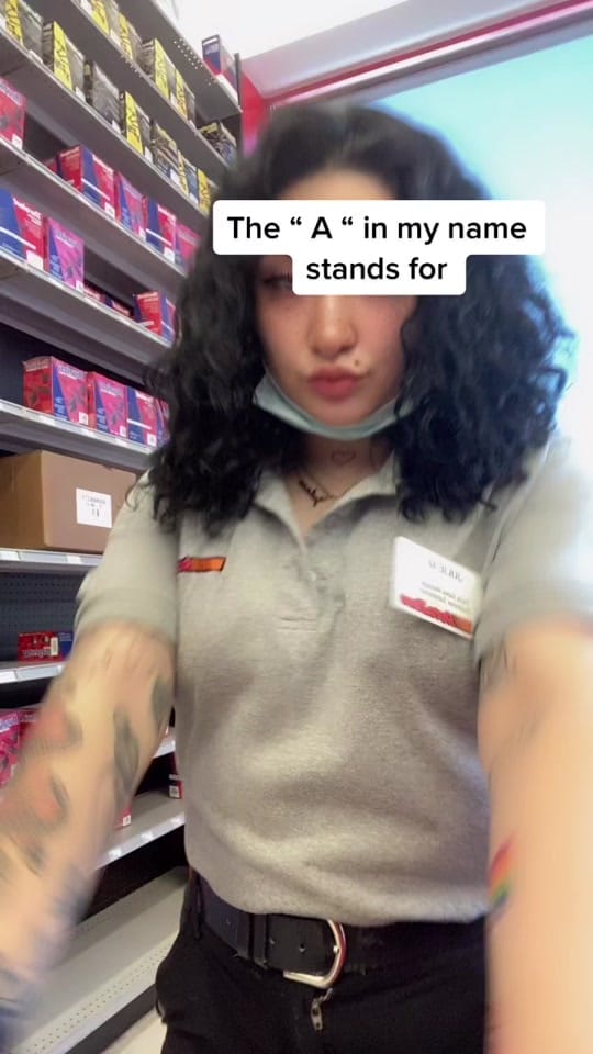 Post 10 by 🦋 Mami 🦋 on TikTok (video)