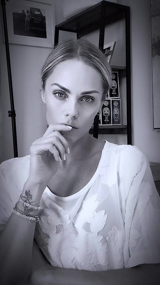Post 4 by Laura Vandervoort Coates on TikTok (video)