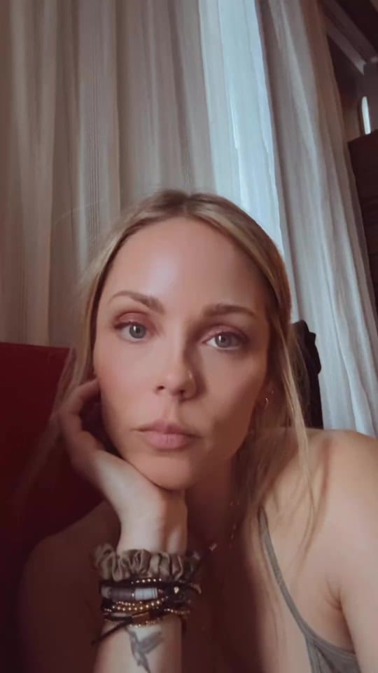 Post 8 by Laura Vandervoort Coates on TikTok (video)
